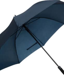 stort blått paraply med slitstark duk och klassisk design