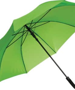 stort ljusgrönt paraply med automatisk öppning och bred skärm