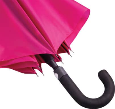 stort rosa paraply med elegant design och bred täckning