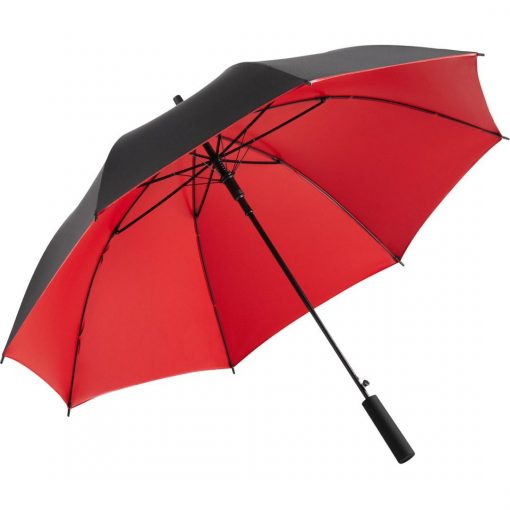 eleganta röda och svarta lyxparaplyet.