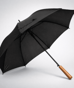 Sort regnvejrsvejr med sort paraply